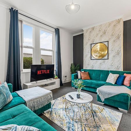 20 Percent Off! Stylish Sheffield Abode Sleeps 12 Daire Dış mekan fotoğraf