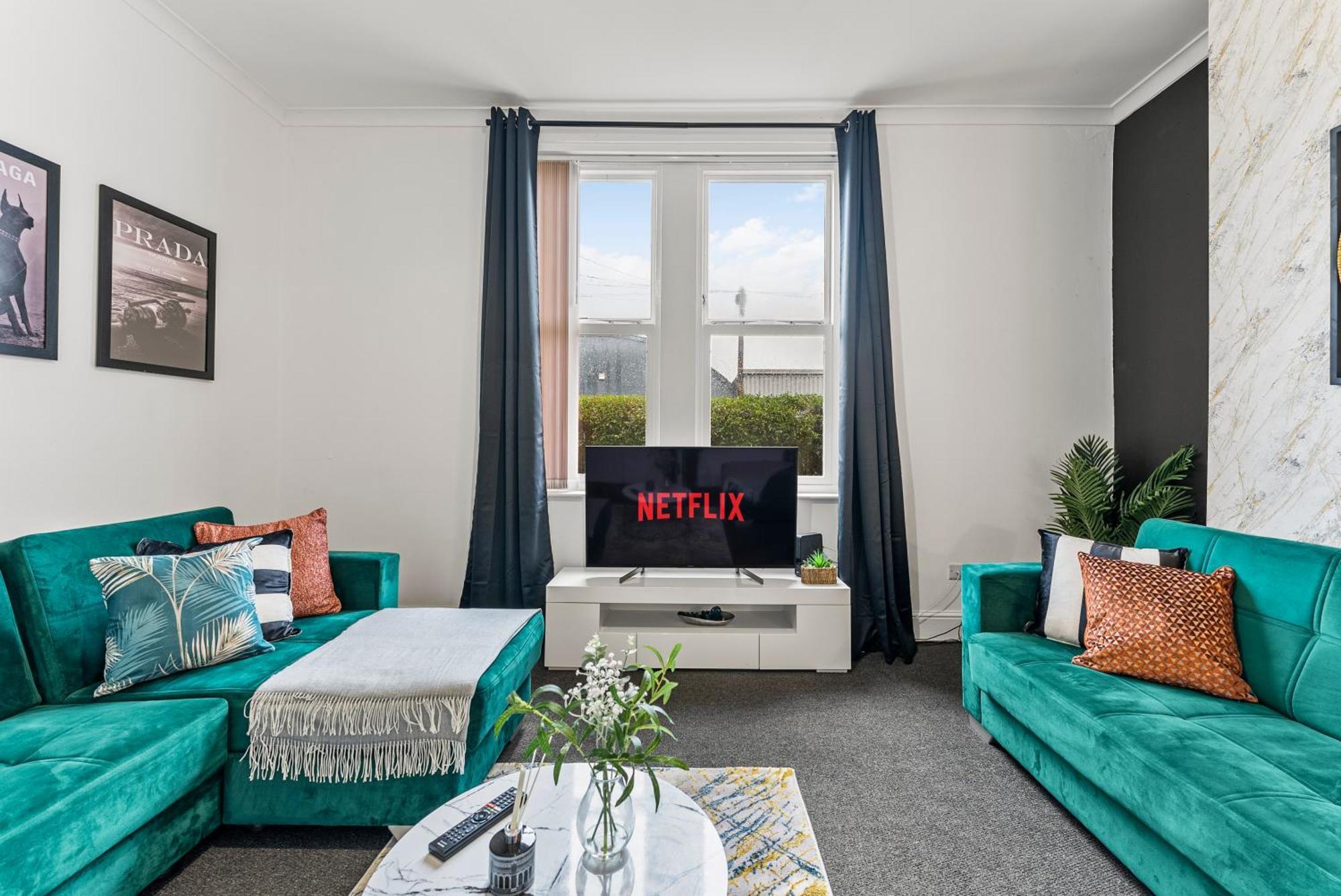 20 Percent Off! Stylish Sheffield Abode Sleeps 12 Daire Dış mekan fotoğraf