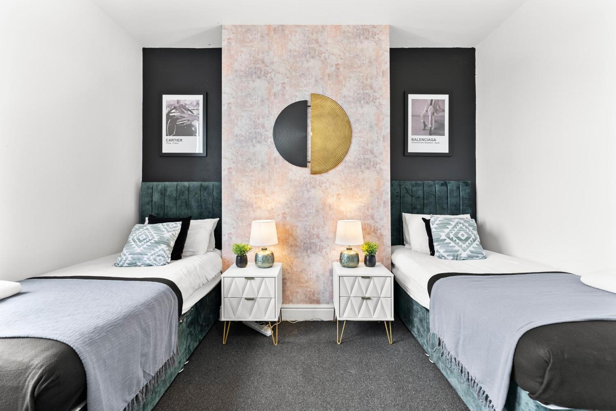 20 Percent Off! Stylish Sheffield Abode Sleeps 12 Daire Dış mekan fotoğraf