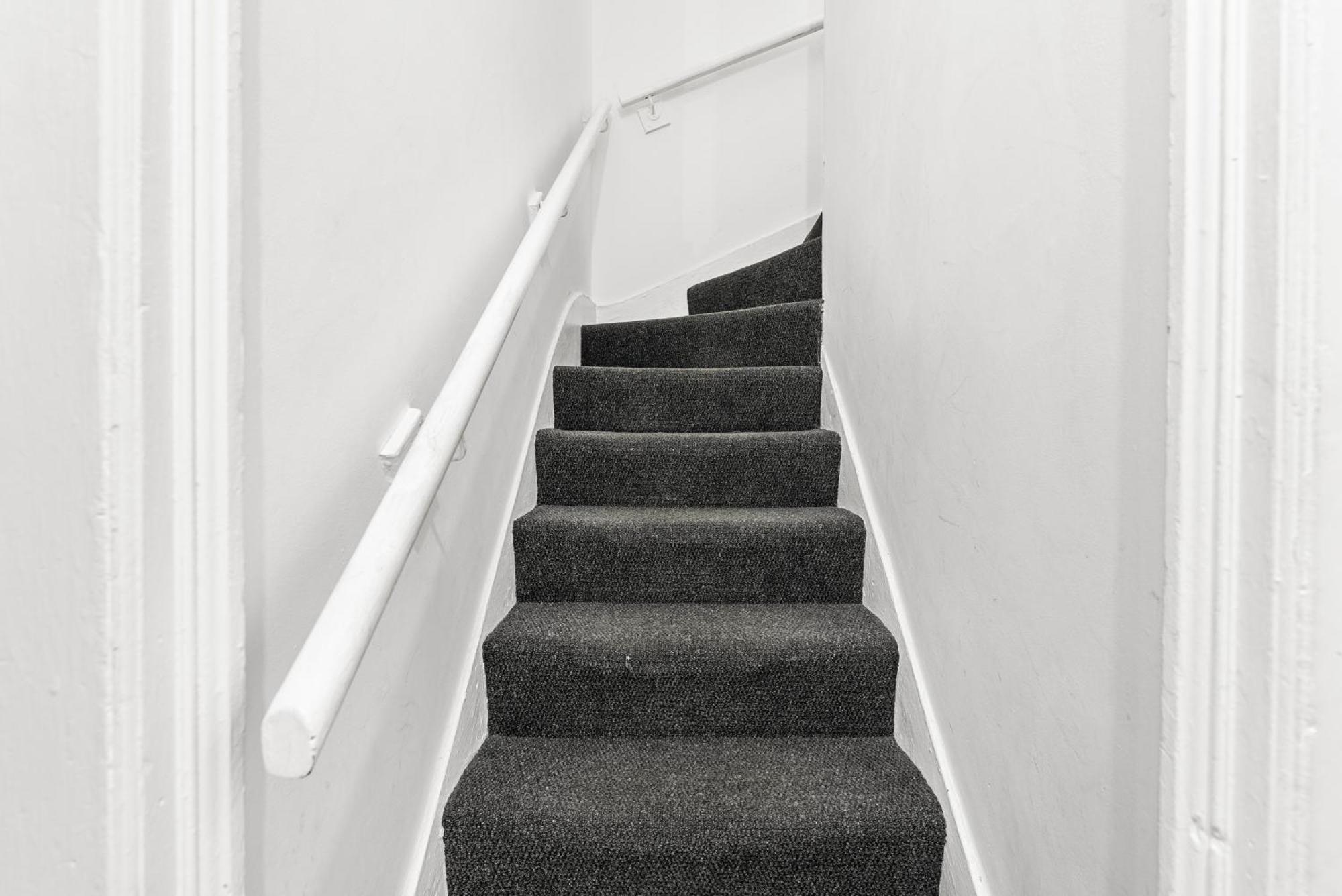 20 Percent Off! Stylish Sheffield Abode Sleeps 12 Daire Dış mekan fotoğraf