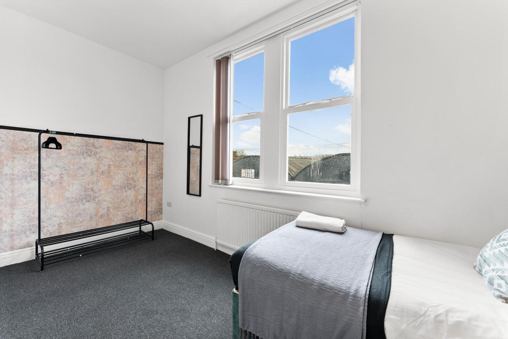 20 Percent Off! Stylish Sheffield Abode Sleeps 12 Daire Dış mekan fotoğraf