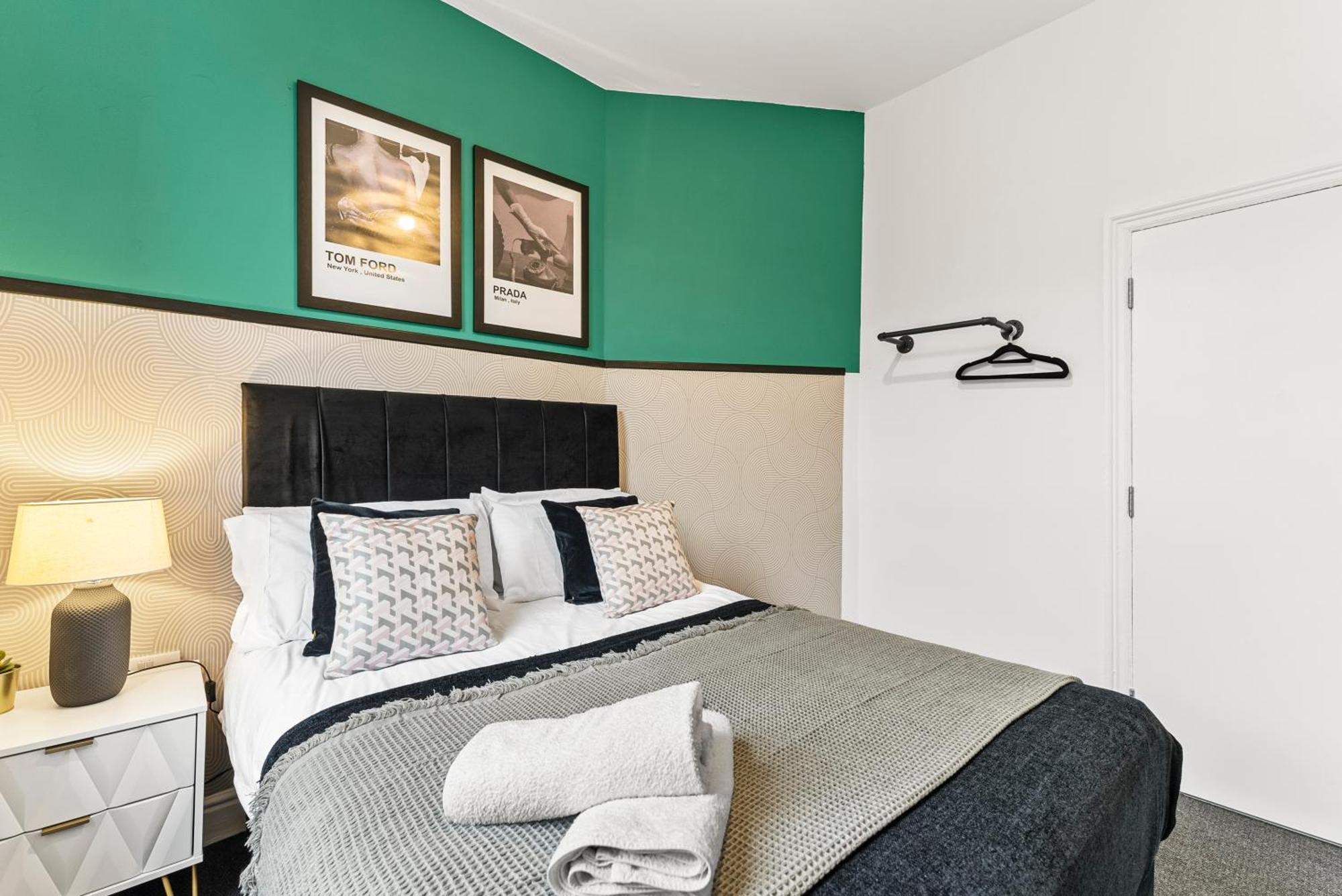 20 Percent Off! Stylish Sheffield Abode Sleeps 12 Daire Dış mekan fotoğraf