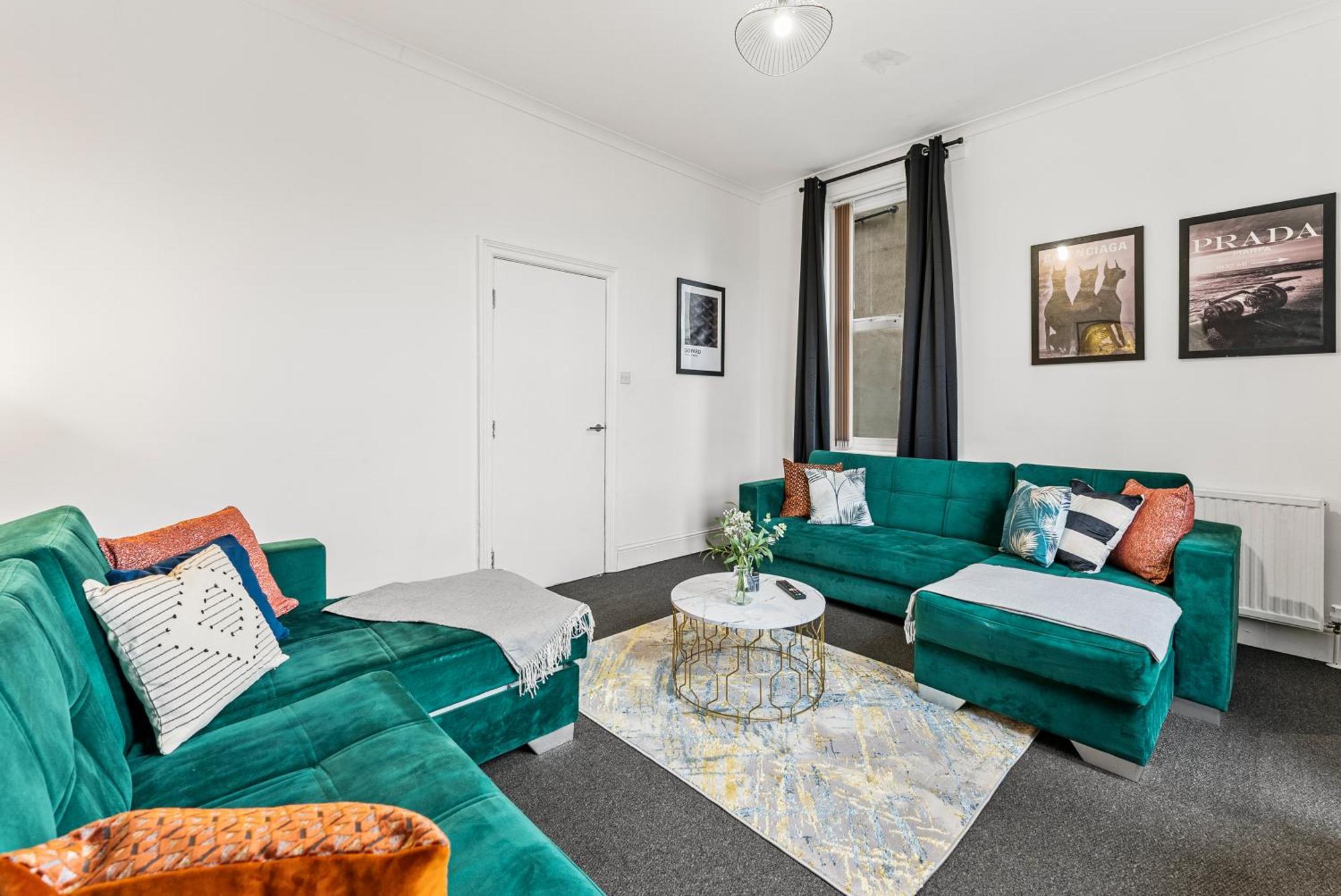20 Percent Off! Stylish Sheffield Abode Sleeps 12 Daire Dış mekan fotoğraf